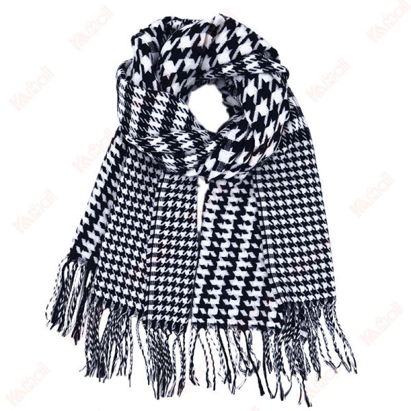 rectangle shape mens scarf houndstooth